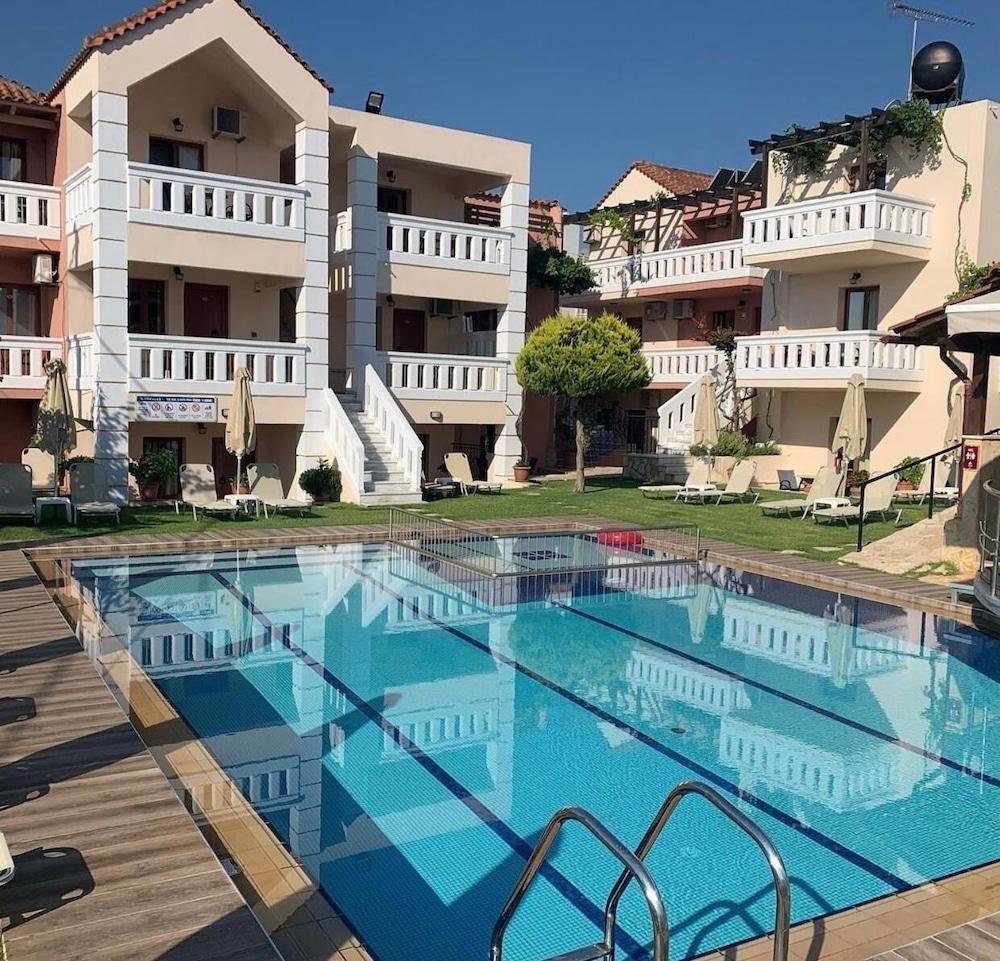 Kokalas Resort Georgioupoli Eksteriør billede
